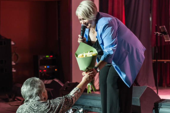 &Acy;&lcy;&iecy;&ncy;&acy; &Rcy;&ocy;&scy;&scy; "&CHcy;&iecy;&rcy;&ncy;&acy;&yacy; &scy;&mcy;&ocy;&rcy;&ocy;&dcy;&icy;&ncy;&acy;"